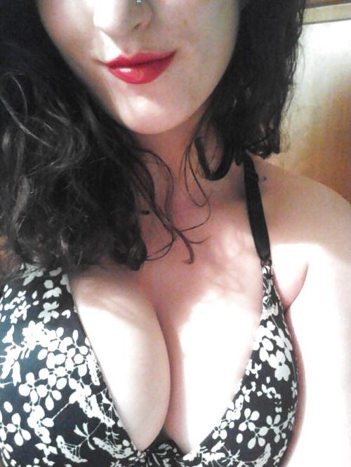 25P Big busty boobs 