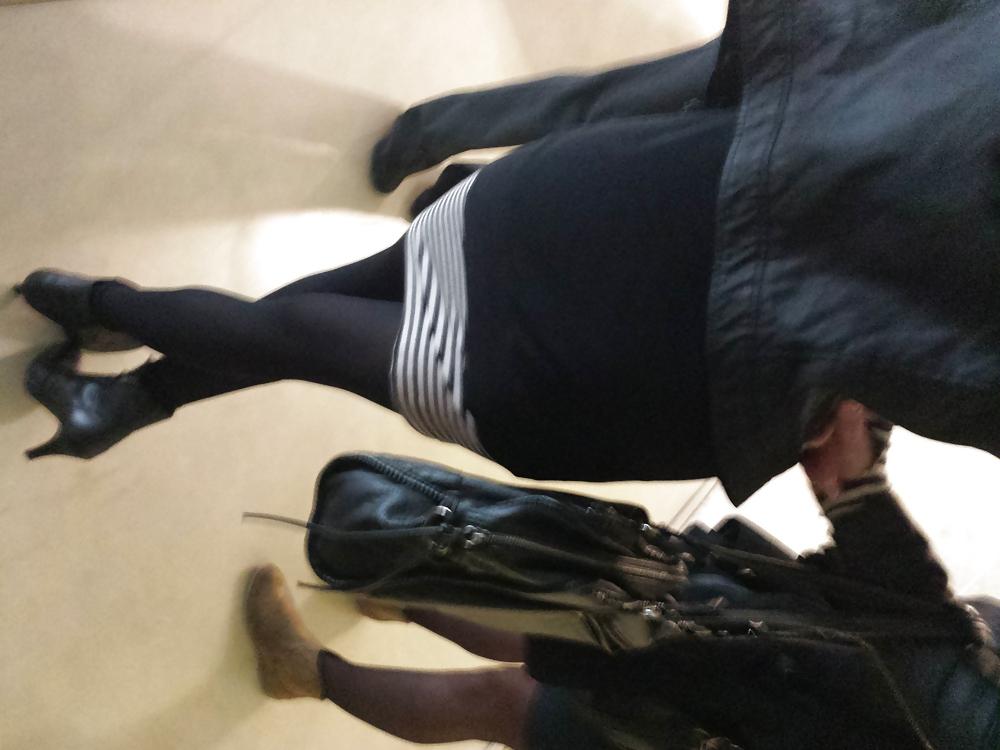 25P Voyeur in Paris