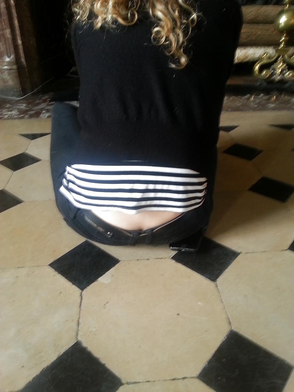 25P Voyeur in Paris