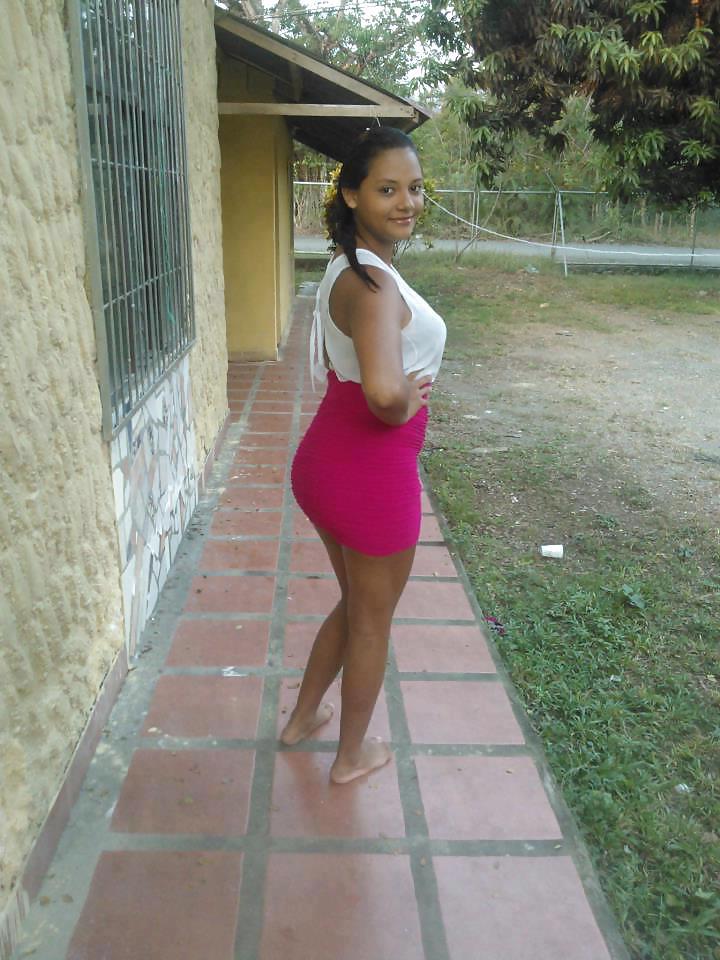 25P Colegialas y Putas C.R