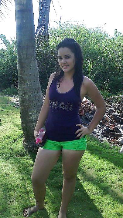 25P Colegialas y Putas C.R