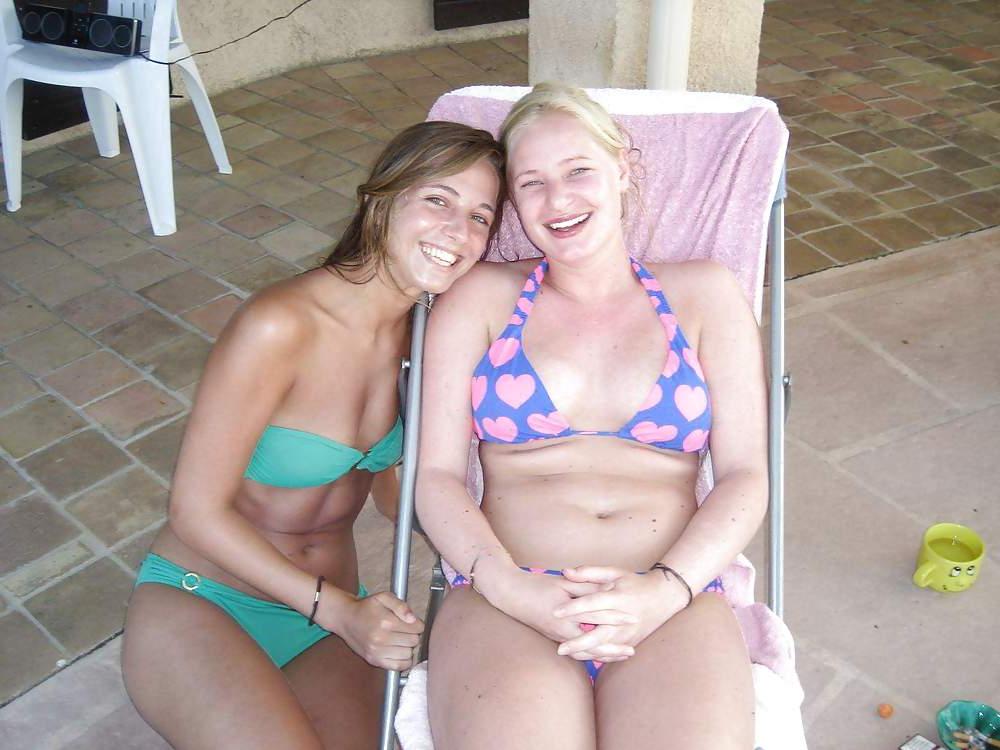 21P Teen Girls on Vacation P2