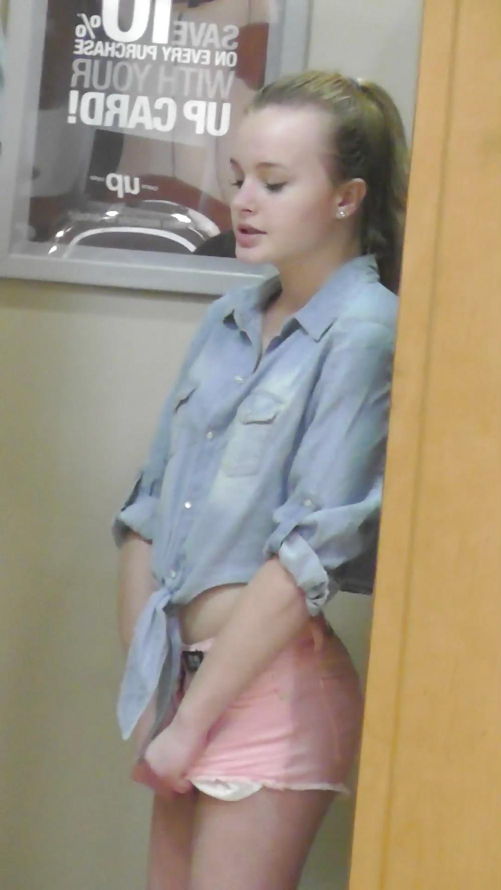 14P Candid Teen Ass