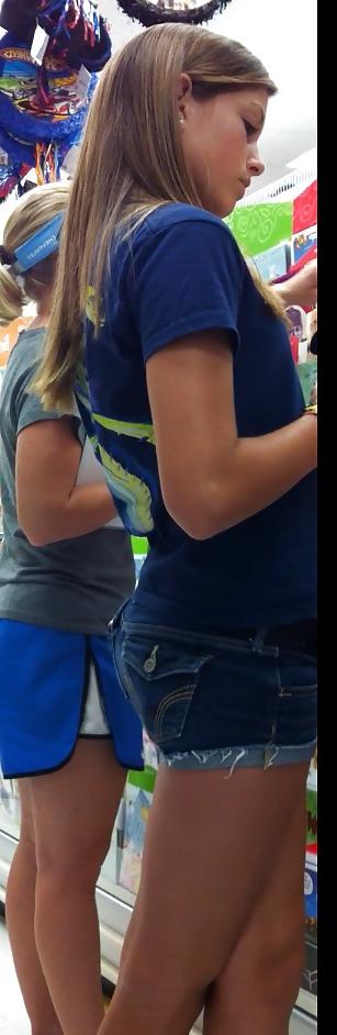 14P Candid Teen Ass