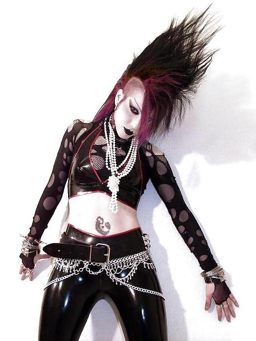 13P Punk is not dead ...