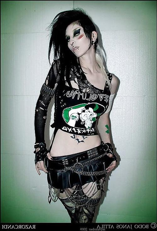 13P Punk is not dead ...