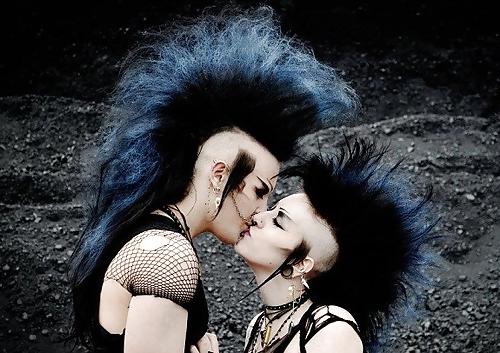 13P Punk is not dead ...