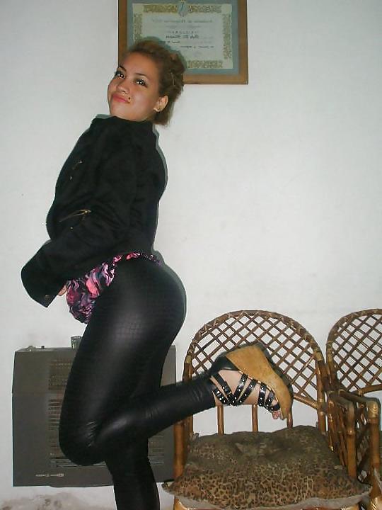 25P Which leggings ass would you fuck? how and why?