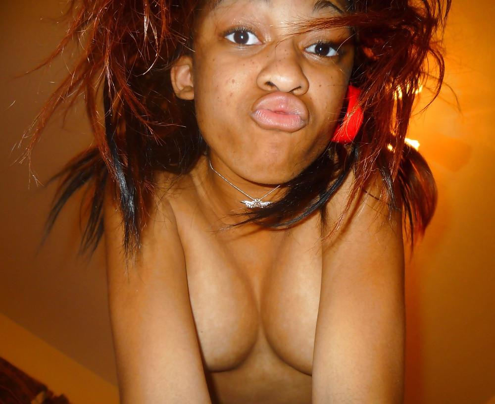 25P BEAUTIE AMATEUR EBONY play naked