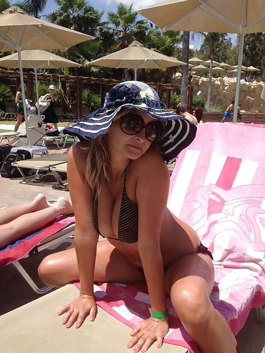 24P Romanian women: Bianca