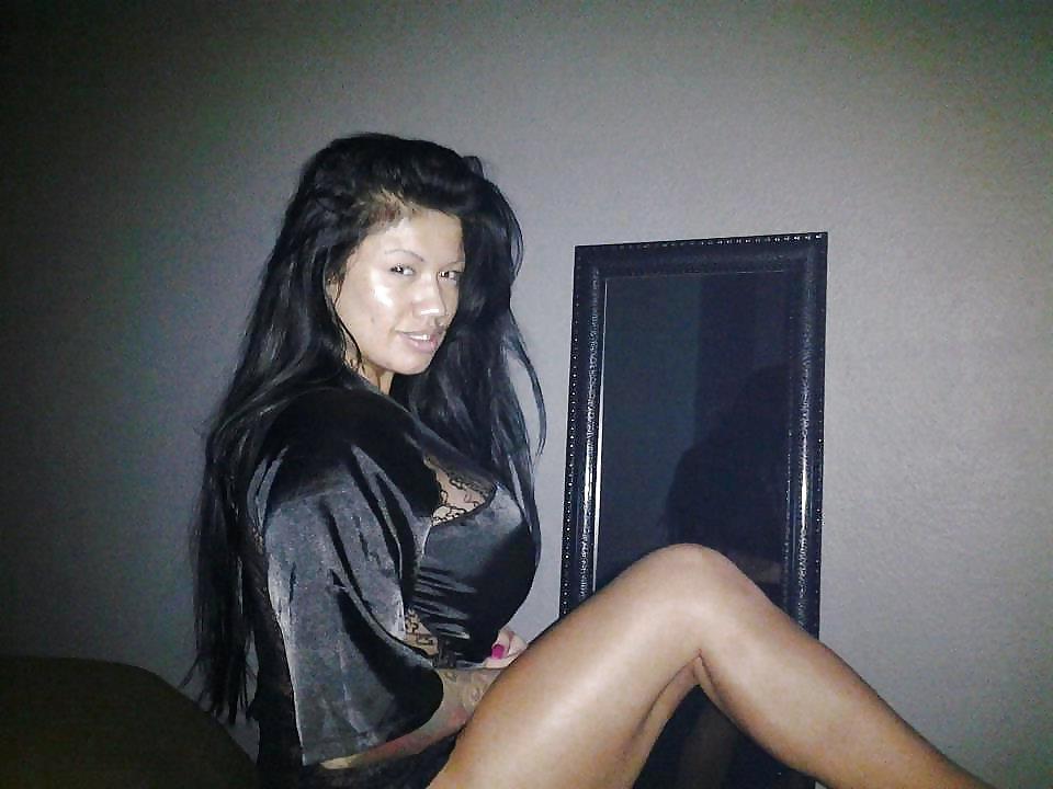 8P Asian Lady