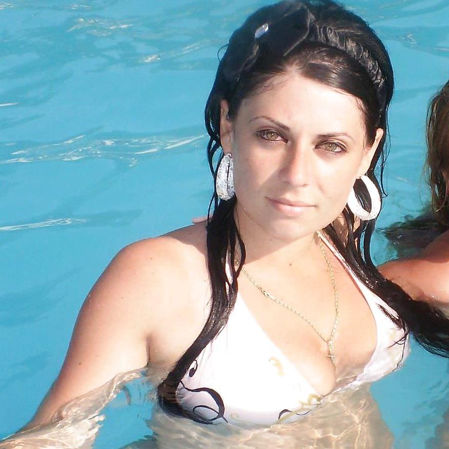 7P Romanian girl: mihaela