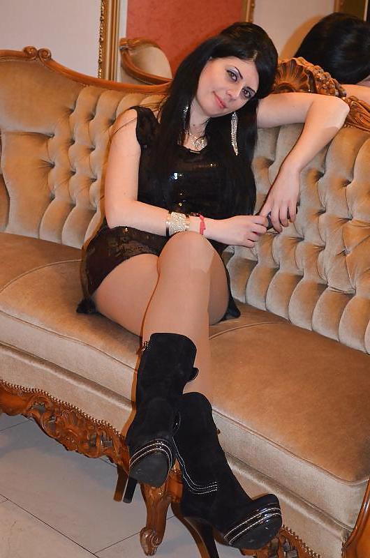 7P Romanian girl: mihaela