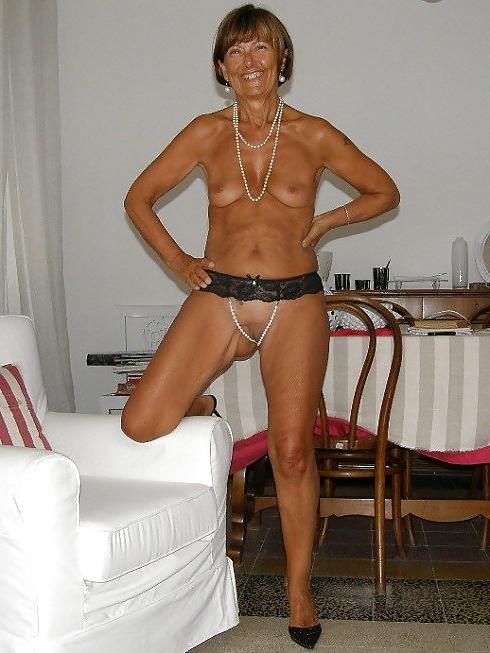 25P Hot Granny Wilma 4