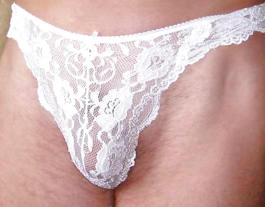 16P I love to wear my butt plug...