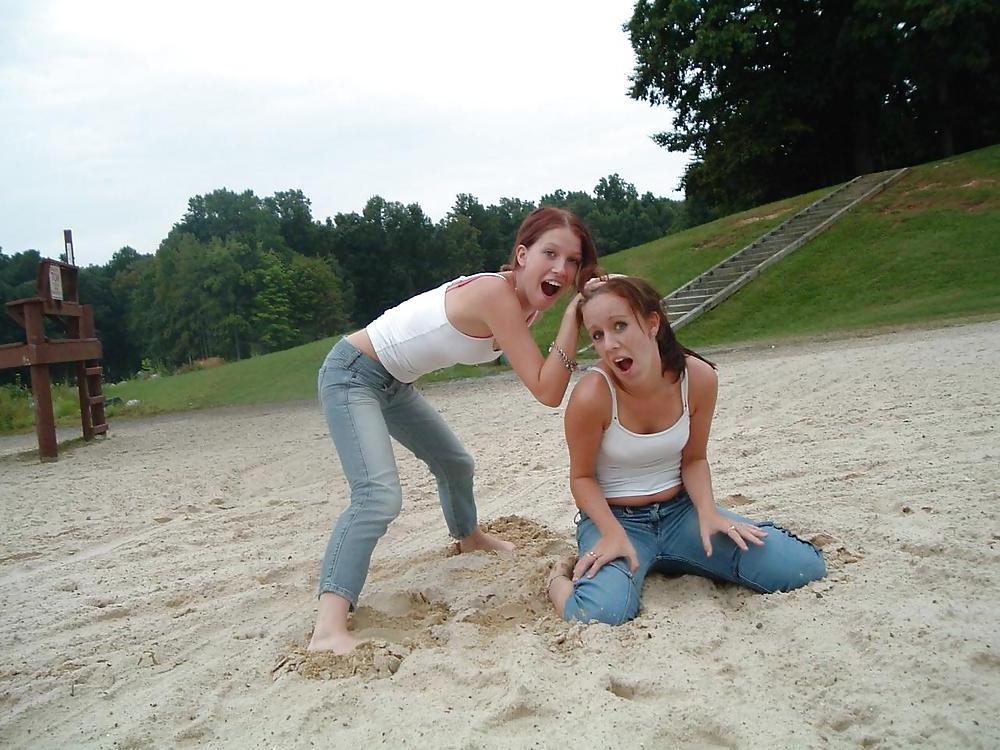 25P Teens with hot bodies