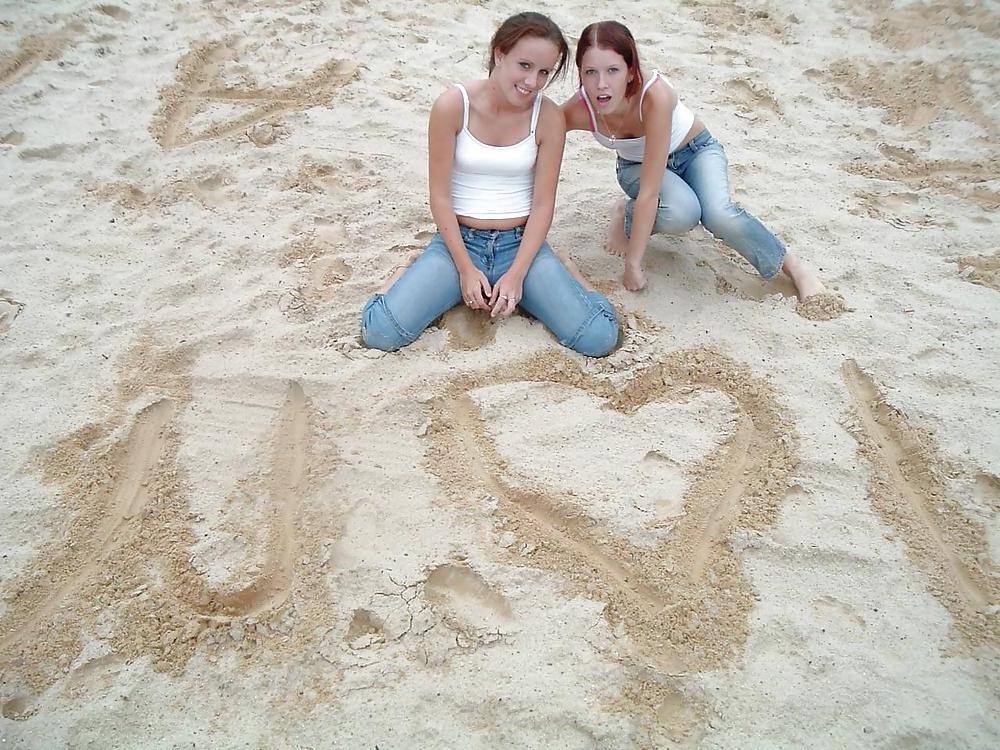 25P Teens with hot bodies