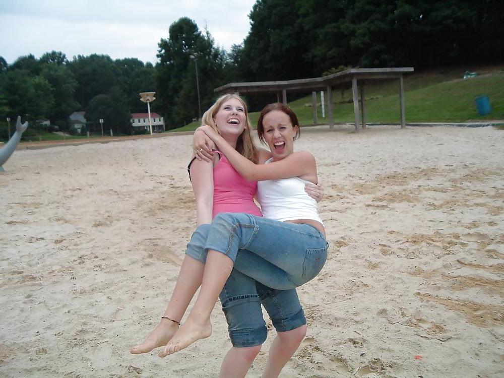 25P Teens with hot bodies