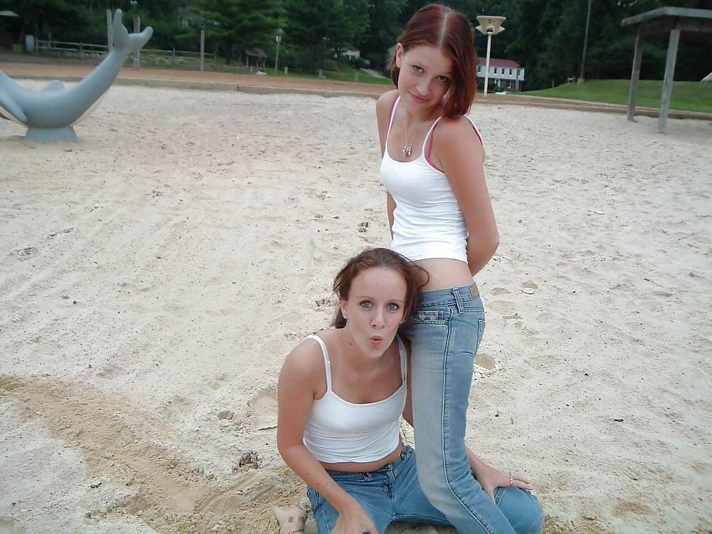 25P Teens with hot bodies