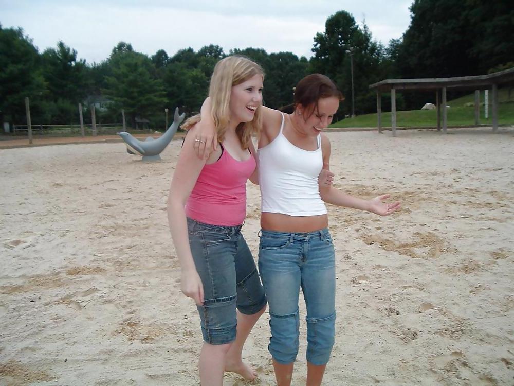 25P Teens with hot bodies