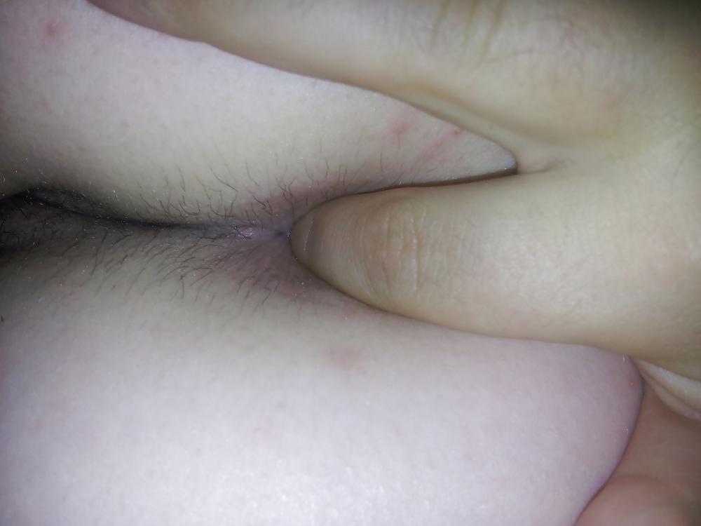 10P Fingering girlfriends ass