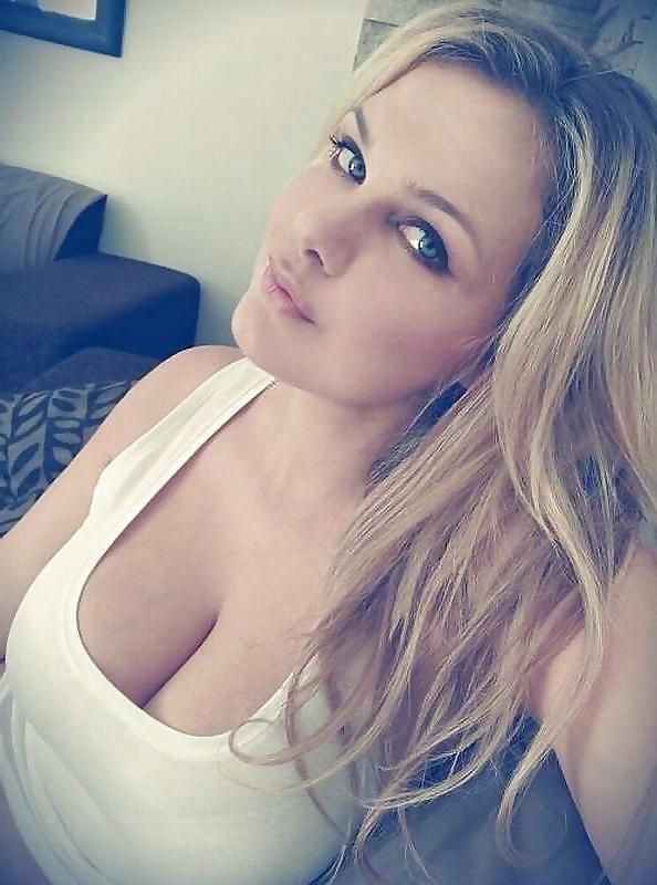15P Nice (non nude) girls 122
