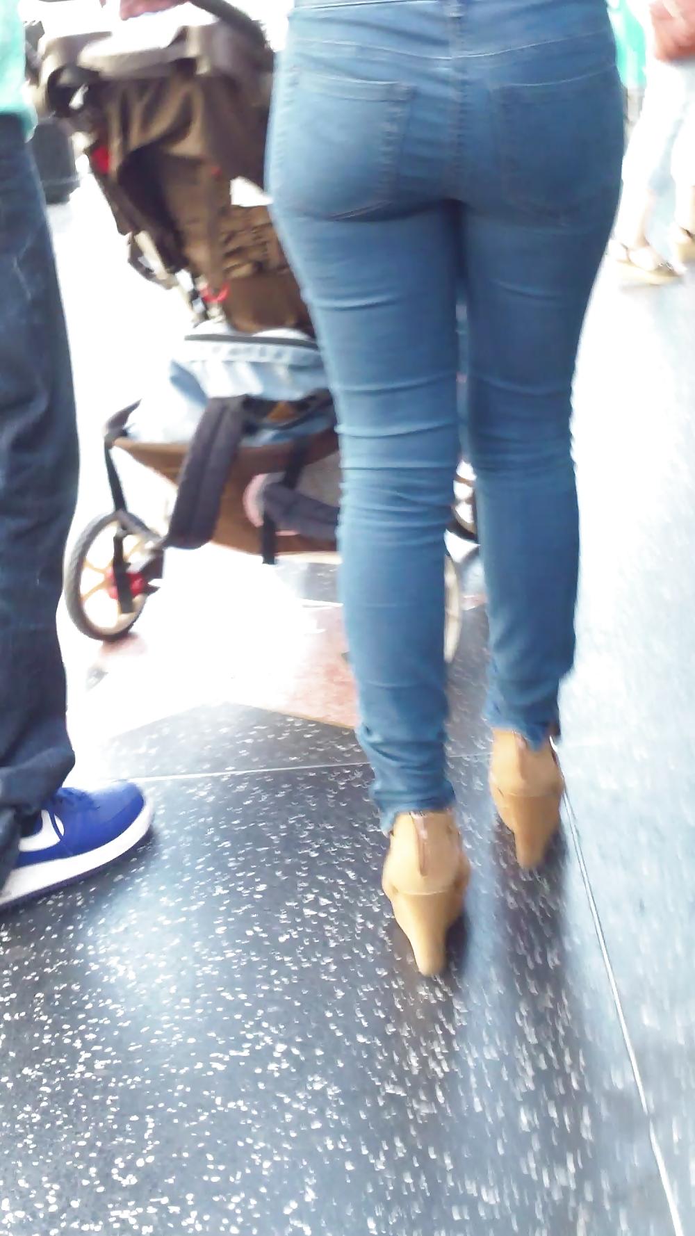 25P Nice sexy MILF ass & butt in jeans