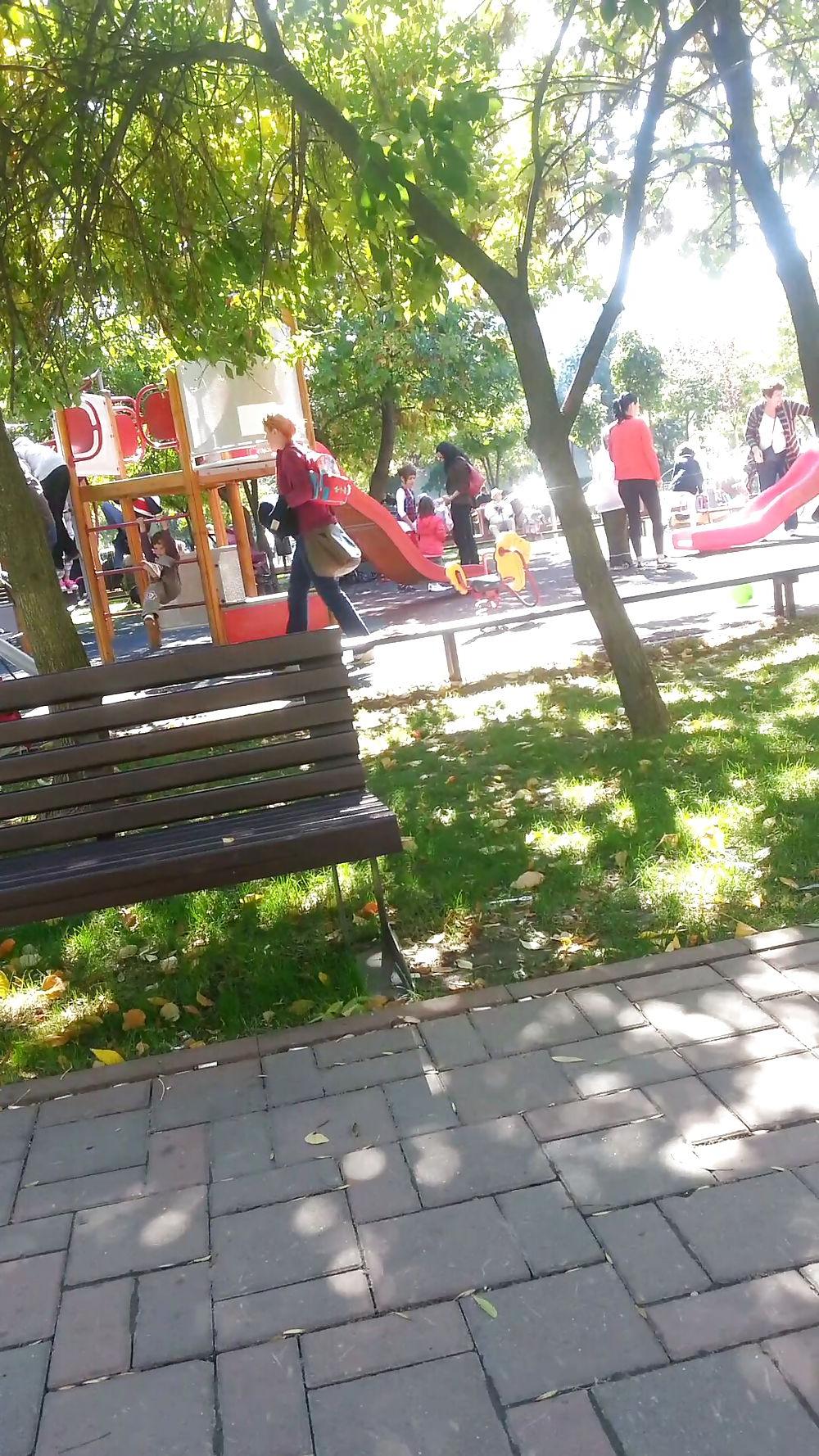 17P Girls parck romanian