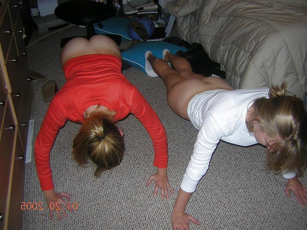 25P Upskirt and embarrassing nudity 3
