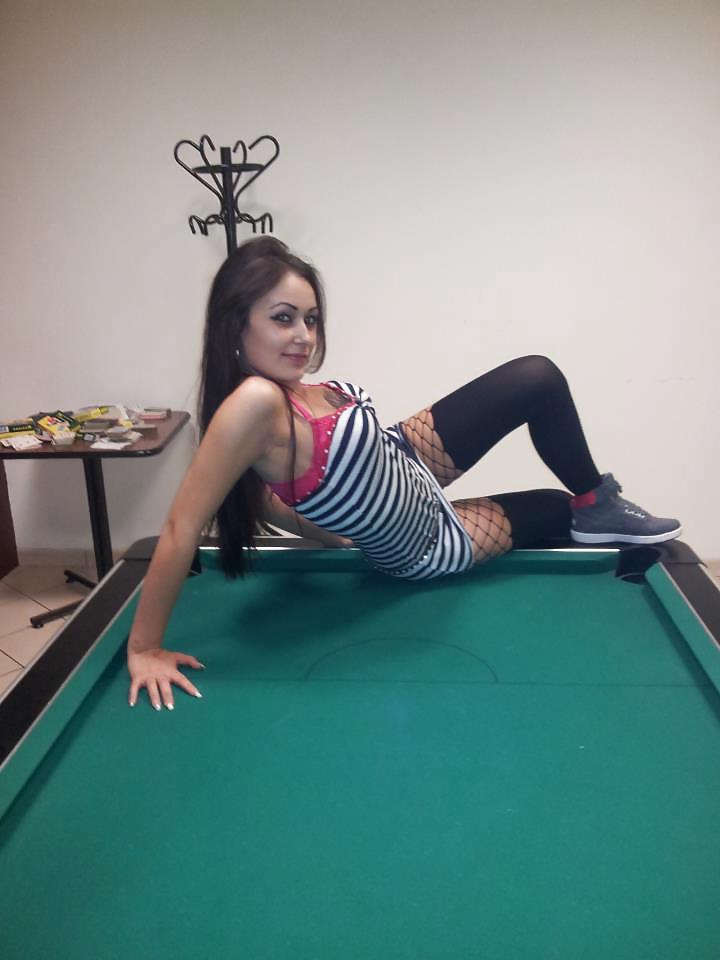 25P ROXANA pls comment this slut romanian escort