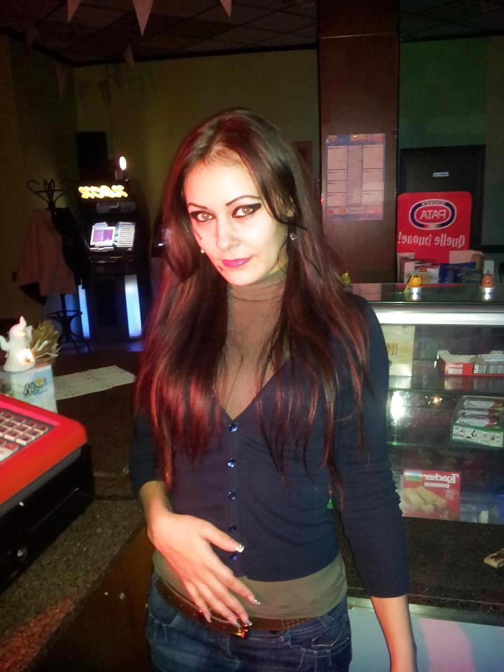 25P ROXANA pls comment this slut romanian escort