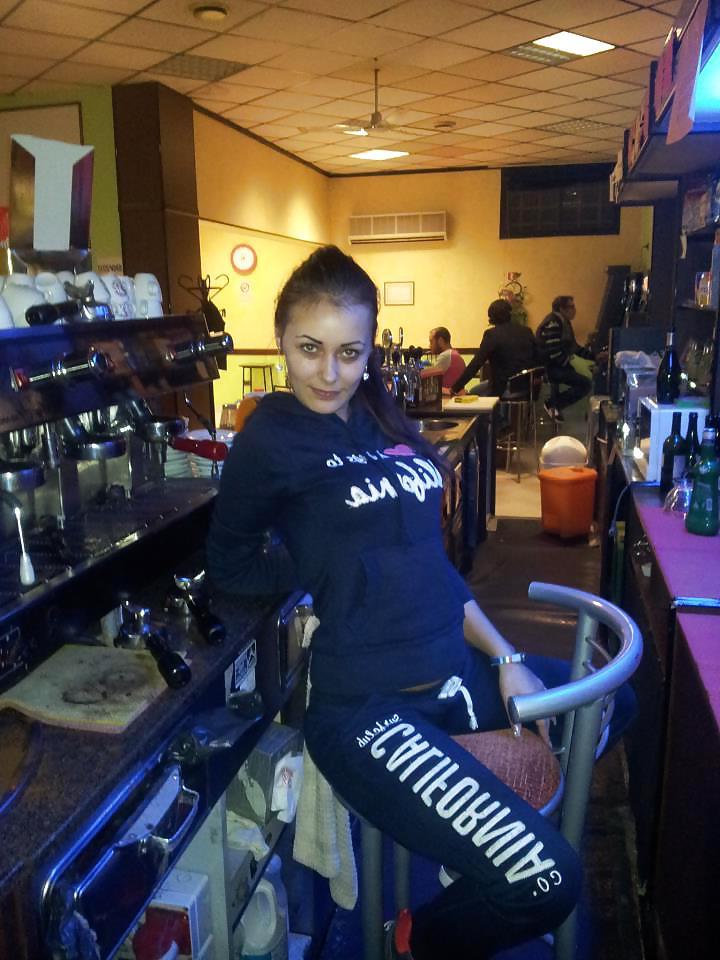 25P ROXANA pls comment this slut romanian escort