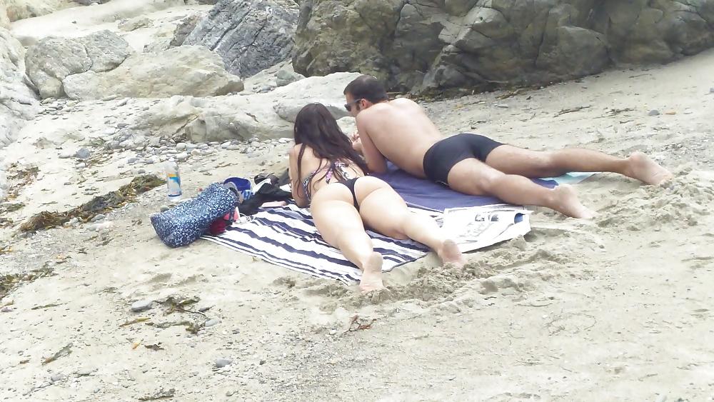25P Beach butt & ass so sexy at the beach 