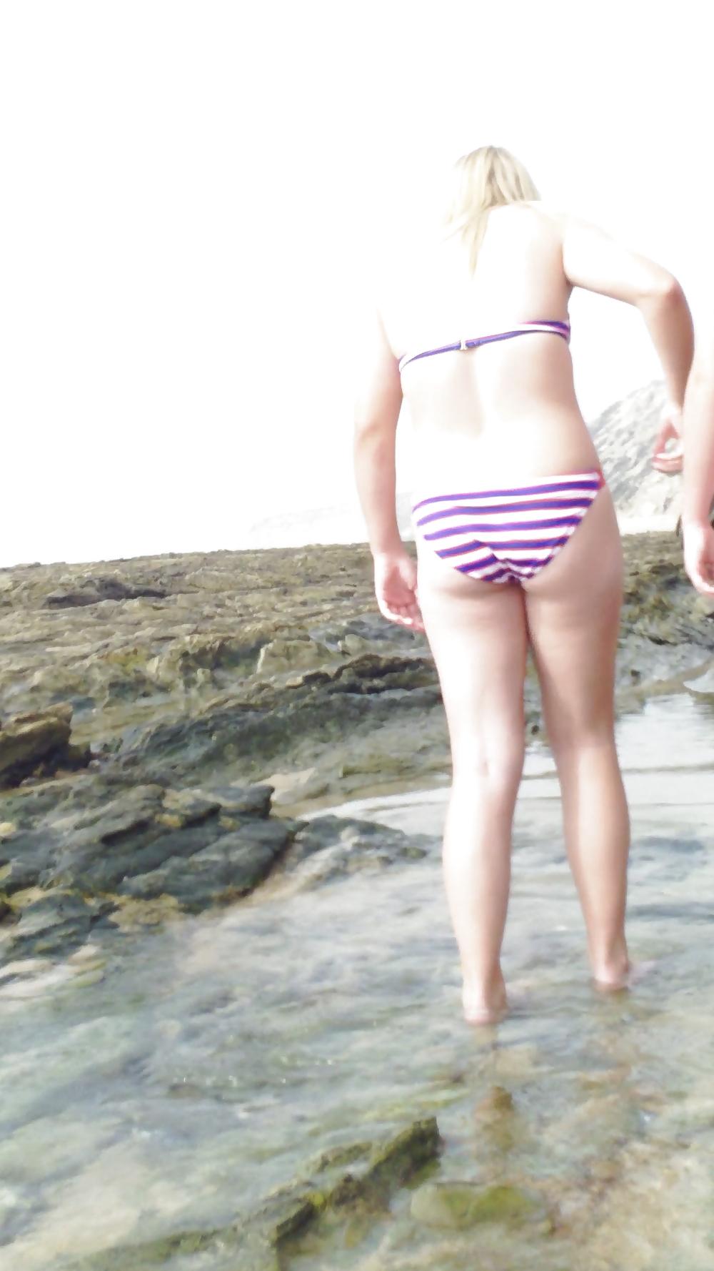 25P Beach butt & ass so sexy at the beach 