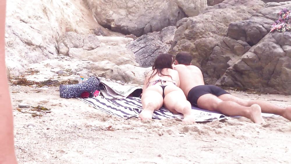 25P Beach butt & ass so sexy at the beach 