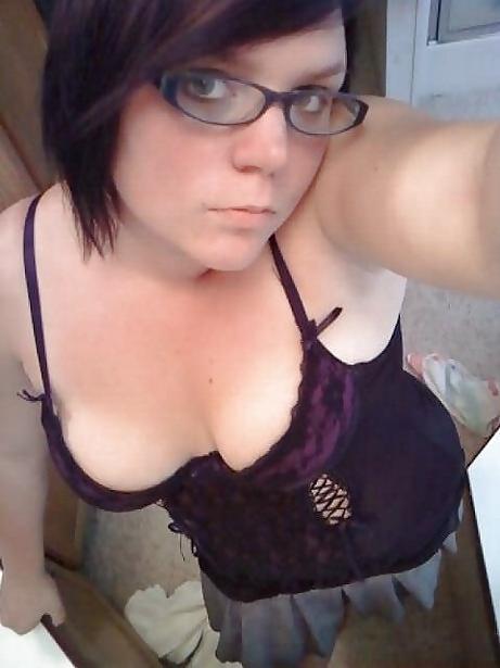 20P Hot Chubby teen girl