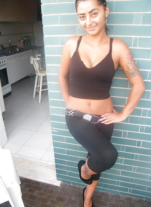 23P Romanian girl: maria