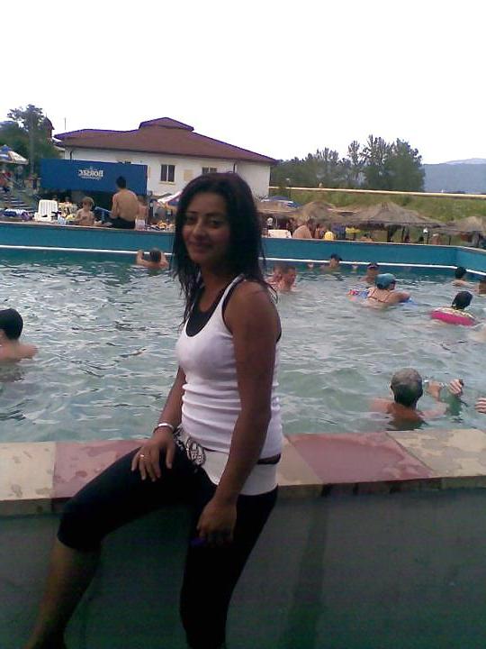 23P Romanian girl: maria