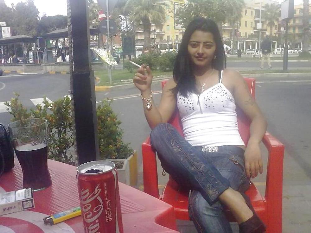 23P Romanian girl: maria