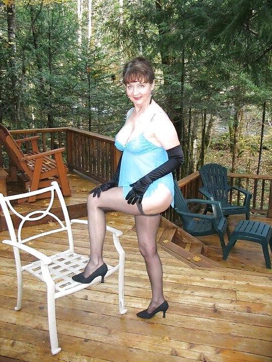 25P 513 granny