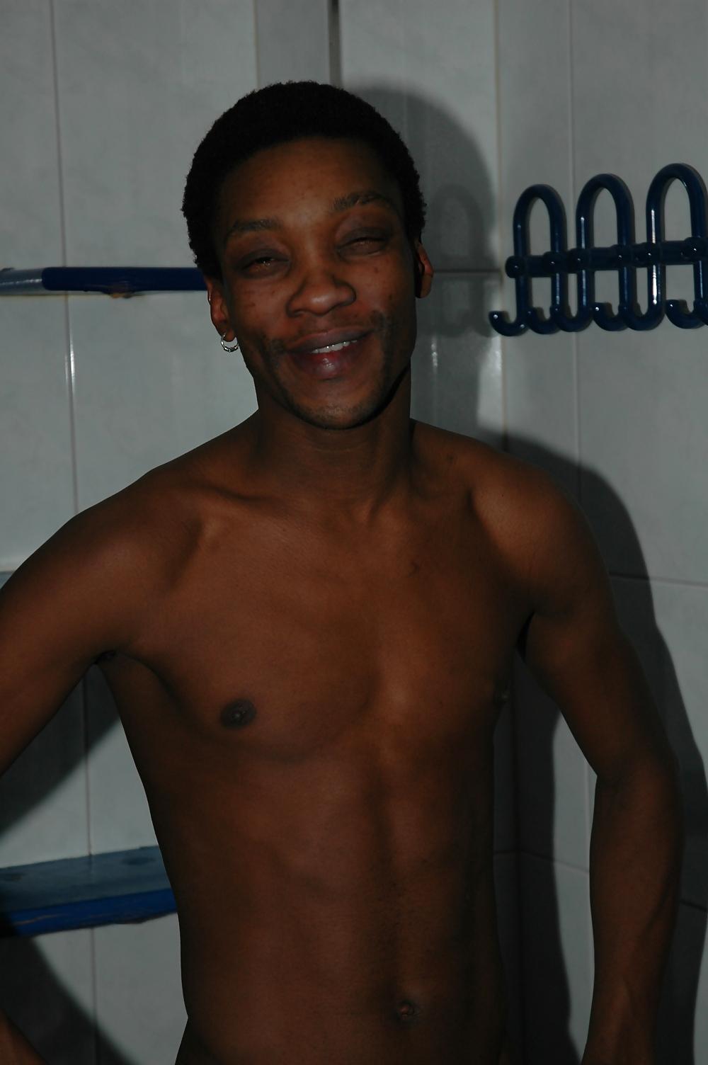 15P More of me.  Pics from other movie and privat things