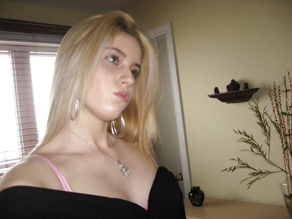 25P Non-Porn-Blonde