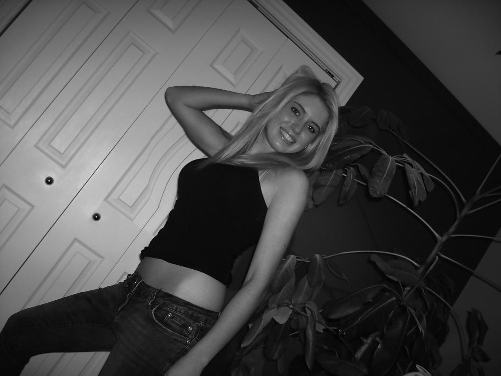 25P Non-Porn-Blonde