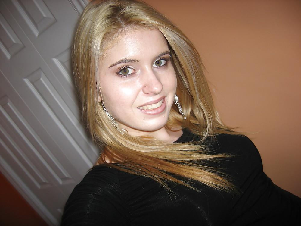 25P Non-Porn-Blonde