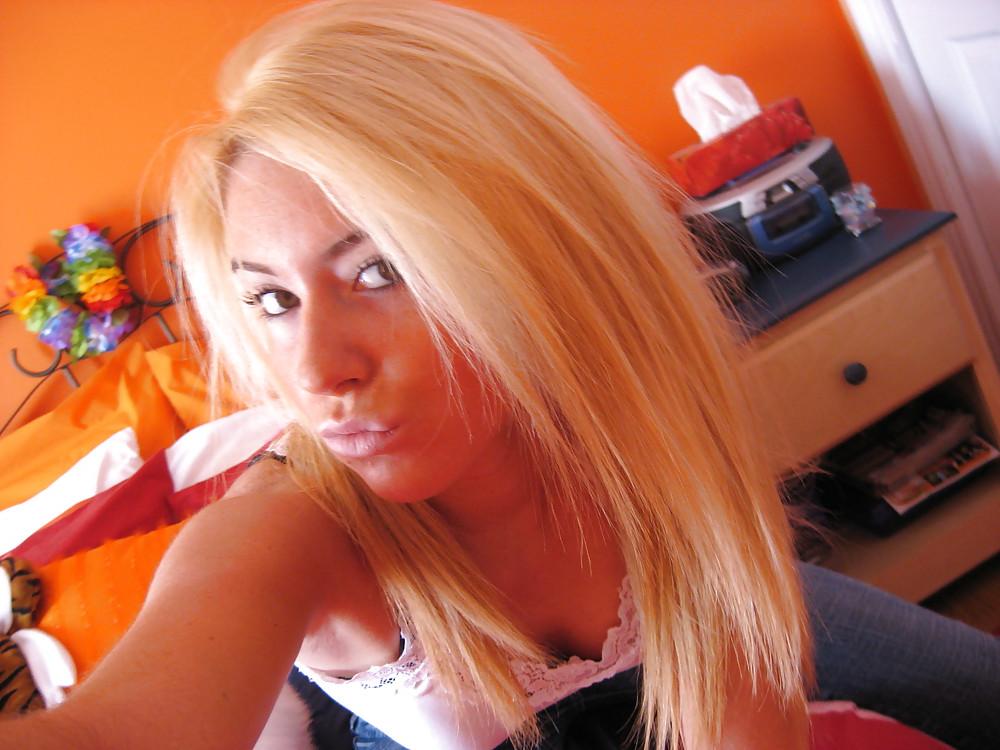25P Non-Porn-Blonde