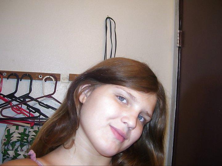 25P Sexy chubby busty teen