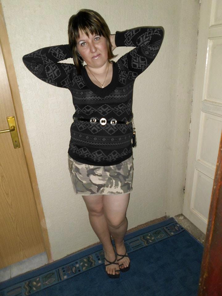 25P Ugly fat fuck-pig She loves cock in her ass