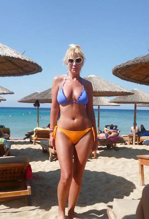 25P Greek Celebs During Summer Holidays(2013)