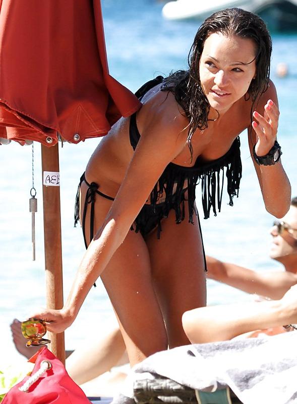 25P Greek Celebs During Summer Holidays(2013)