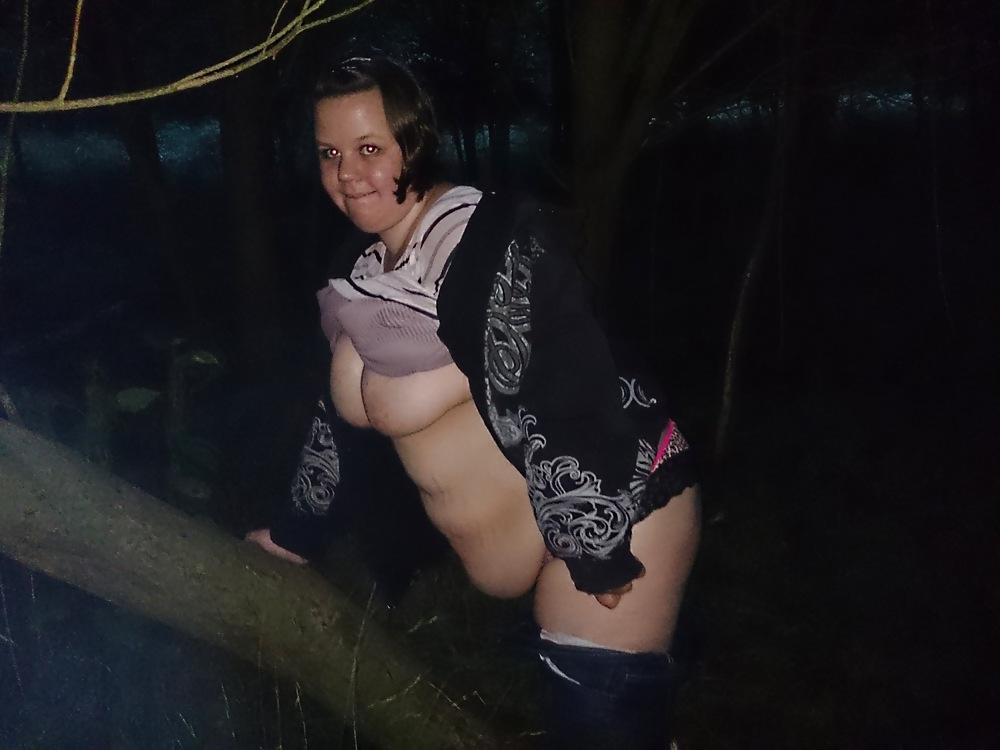 14P Bbw slut in woods